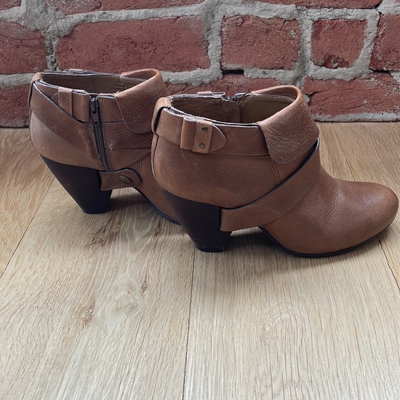 Schuler and Sons Philadelphia bootie from Anthropologie - Picture 4 of 6